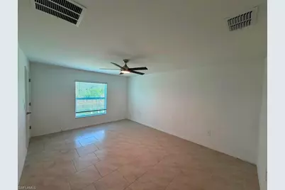 4104 NE 12th Ct, Cape Coral, FL 33909 - Photo 15