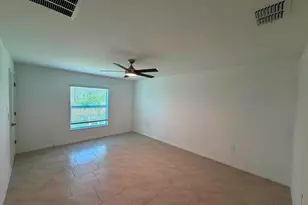 4104 NE 12th Ct, Cape Coral, FL 33909 - Photo 15