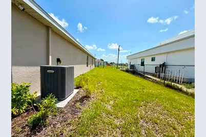 4104 NE 12th Ct, Cape Coral, FL 33909 - Photo 33
