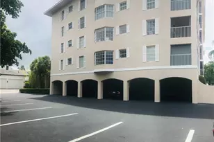 1200 Gulf Shore Blvd N, Naples, FL 34102 - Photo 27