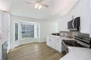 5693 Heron Ln, Naples, FL 34110 - Photo 9