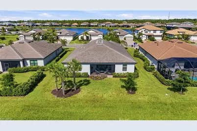 20273 Kingmont Dr, Estero, FL 33928 - Photo 41