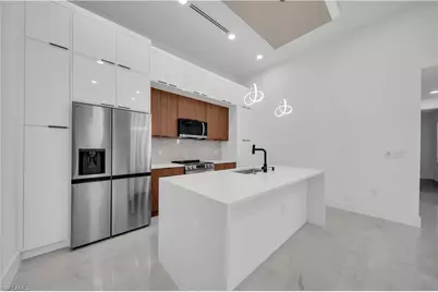 1209 NE 15th Ter, Cape Coral, FL 33909 - Photo 11
