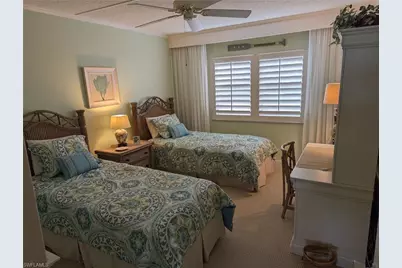 3400 Gulf Shore Blvd N #M6, Naples, FL 34103 - Photo 7