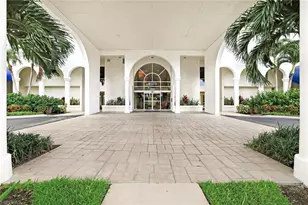 5550 Heron Point Dr, Naples, FL 34108 - Photo 19