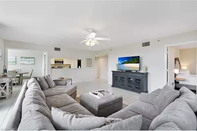 5550 Heron Point Dr #304, Naples, FL 34108 - Photo 3