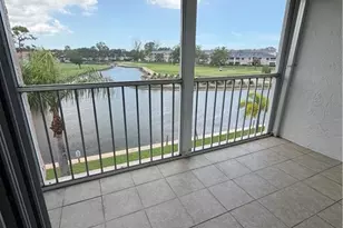 190 Turtle Lake Ct, Naples, FL 34105 - Photo 7