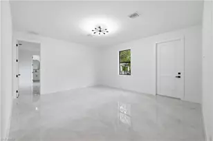 4030 Washington Ave, Fort Myers, FL 33916 - Photo 7
