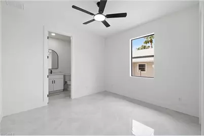 4030 Washington Ave, Fort Myers, FL 33916 - Photo 9