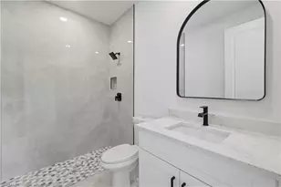 4030 Washington Ave, Fort Myers, FL 33916 - Photo 13