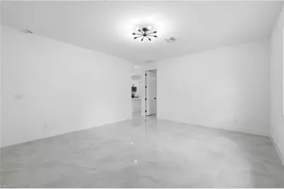 4030 Washington Ave, Fort Myers, FL 33916 - Photo 5