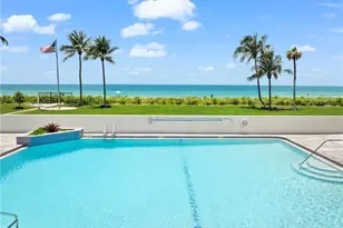 10691 Gulf Shore Dr, Naples, FL 34108 - Photo 3
