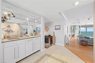 10691 Gulf Shore Dr, Naples, FL 34108 - Photo 11