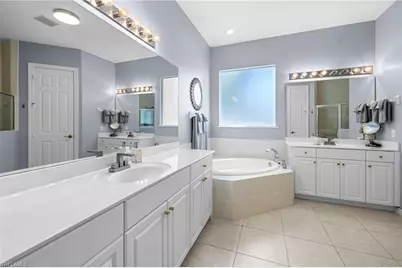 4208 Hampton Ln, Naples, FL 34119 - Photo 19