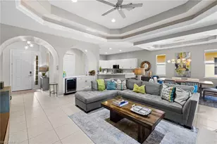4208 Hampton Ln, Naples, FL 34119 - Photo 9