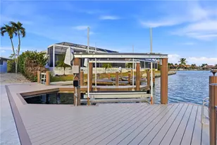 339 Landmark St, Marco Island, FL 34145 - Photo 45