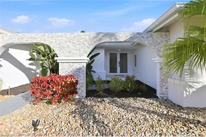 339 Landmark St, Marco Island, FL 34145 - Photo 3