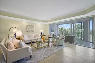 8440 Abbington Cir, Naples, FL 34108 - Photo 3
