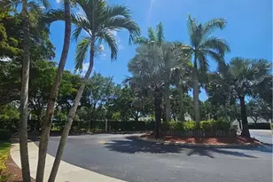 8284 Key Royal Cir, Naples, FL 34119 - Photo 41