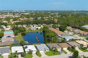 223 Stanhope Cir, Naples, FL 34104 - Photo 31