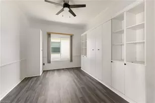 223 Stanhope Cir, Naples, FL 34104 - Photo 15