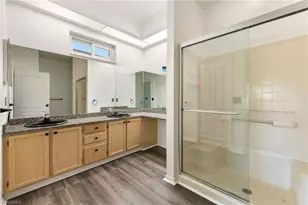223 Stanhope Cir, Naples, FL 34104 - Photo 19