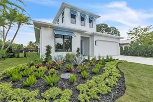 1009 29th Ave N, Naples, FL 34103 - Photo 3