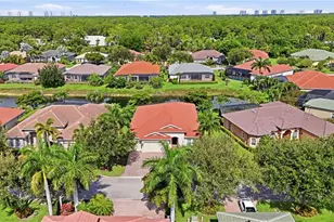 10240 Avonleigh Dr, Bonita Springs, FL 34135 - Photo 49
