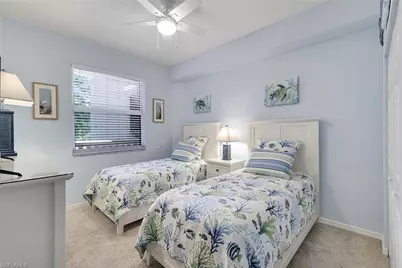 460 Launch Cir #202, Naples, FL 34108 - Photo 17