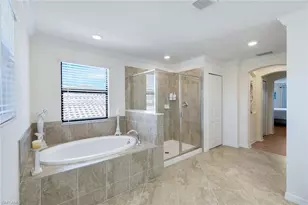 9250 Shadow Oak Ln, Naples, FL 34120 - Photo 25