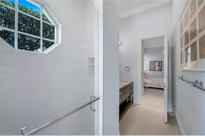 2048 Isla Vista Ln E, Naples, FL 34105 - Photo 35