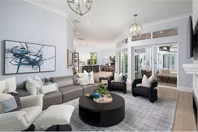 2036 Laguna Way, Naples, FL 34109 - Photo 11