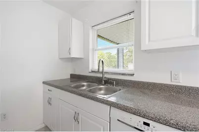 5160 31st Ave SW, Naples, FL 34116 - Photo 21