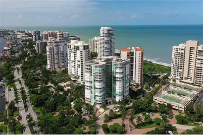 4255 Gulf Shore Blvd N #207, Naples, FL 34103 - Photo 1