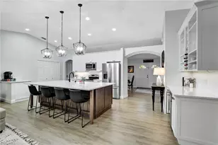 231 16th St NE, Naples, FL 34120 - Photo 9