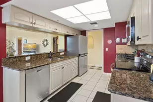 5550 Heron Point Dr, Naples, FL 34108 - Photo 7