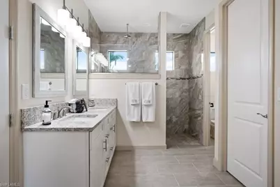 2825 SW 49th Ter, Cape Coral, FL 33914 - Photo 25