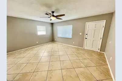 632 108th Ave N, Naples, FL 34108 - Photo 3