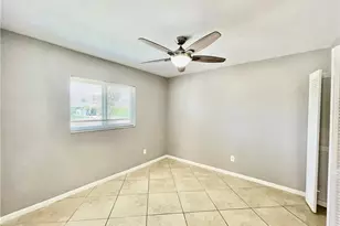 632 108th Ave N, Naples, FL 34108 - Photo 5