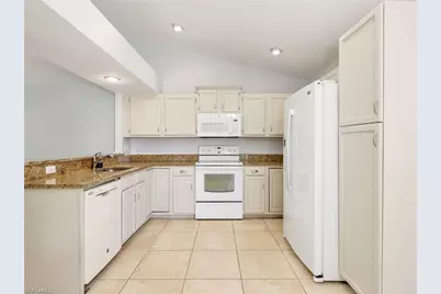 12673 Glen Hollow Dr, Bonita Springs, FL 34135 - Photo 17