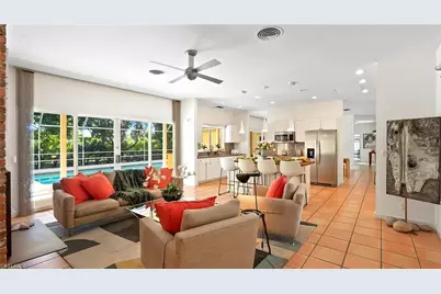 586 Yucca Rd, Naples, FL 34102 - Photo 7