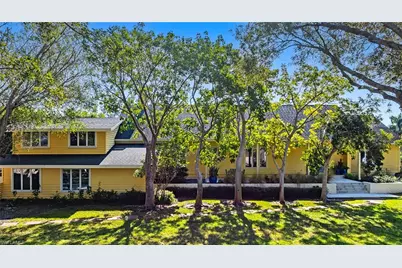 586 Yucca Rd, Naples, FL 34102 - Photo 3
