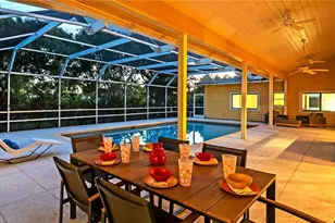 586 Yucca Rd, Naples, FL 34102 - Photo 23