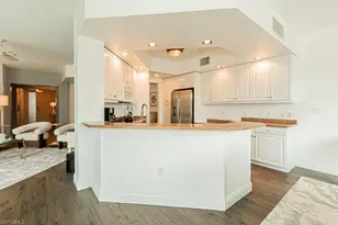 300 Dunes Blvd, Naples, FL 34110 - Photo 17
