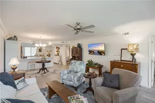 5724 Deauville Cir, Naples, FL 34112 - Photo 9