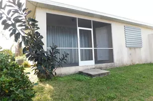 619 SE 7th St, Cape Coral, FL 33990 - Photo 15