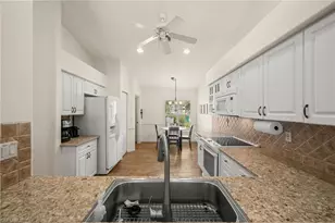 8167 Ibis Cove Cir, Naples, FL 34119 - Photo 5