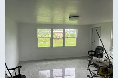 160 Brooks Rd, North Fort Myers, FL 33917 - Photo 5