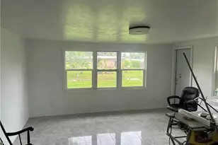 160 Brooks Rd, North Fort Myers, FL 33917 - Photo 5