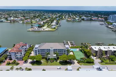 9380 Gulf Shore Dr #402, Naples, FL 34108 - Photo 3